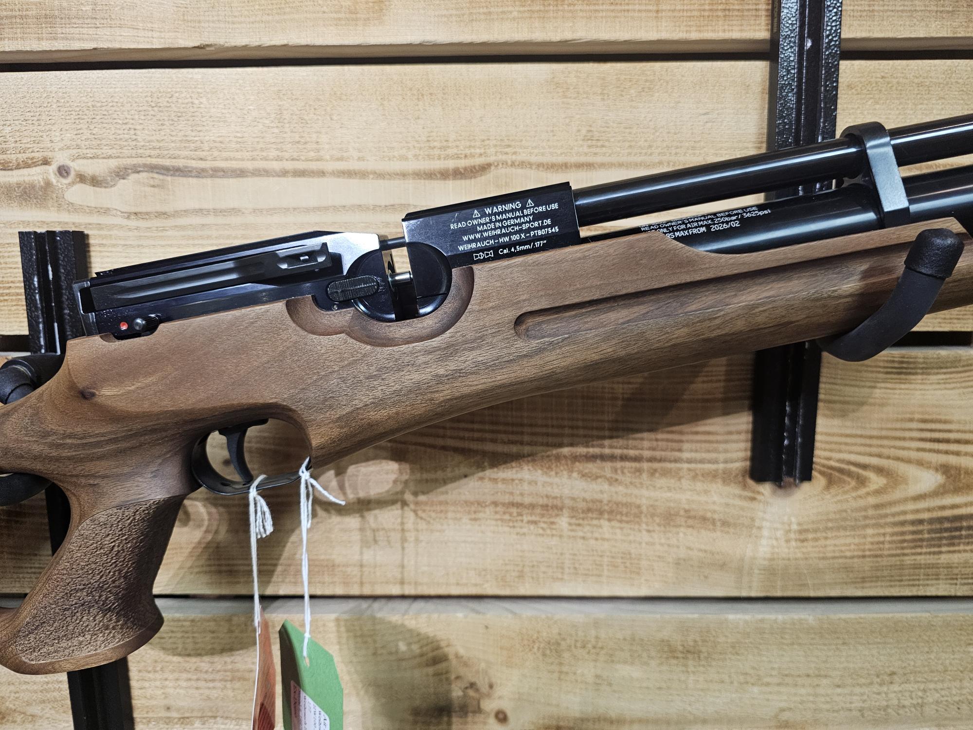 Ex-Demo Weihrauch HW100X KT Walnut - Image 3