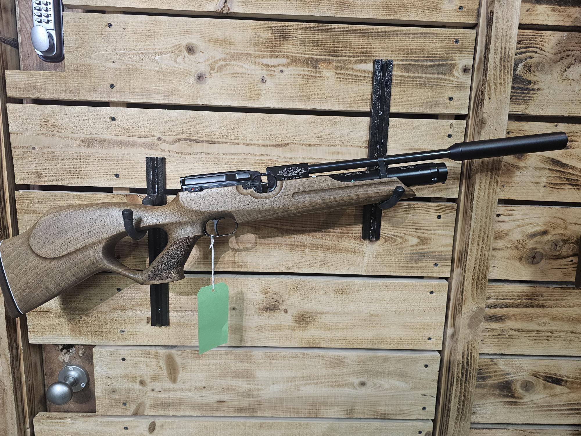 Pre-Owned Weihrauch HW100KT