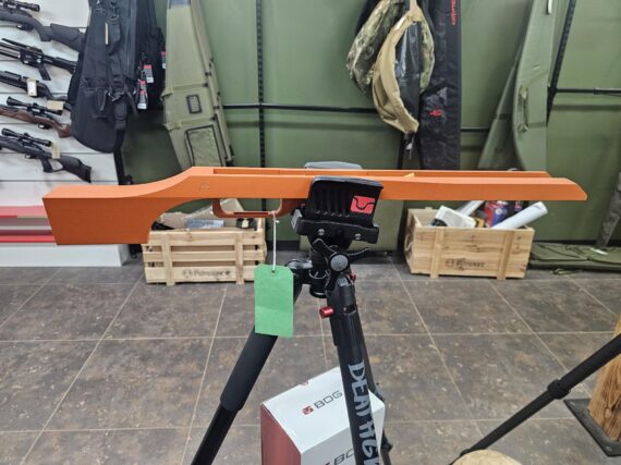 Pre-Owned ETS Anschutz 9015 Stock - Orange